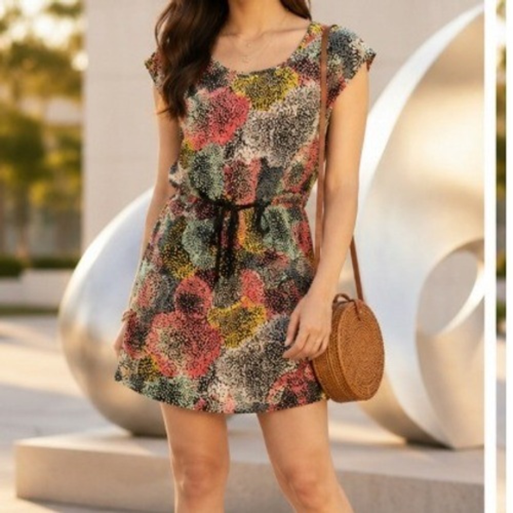 Forever 21 Abstract Dot Shift Dress Multicolor Women's M